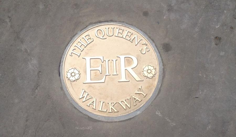 The Queen's Walk Way