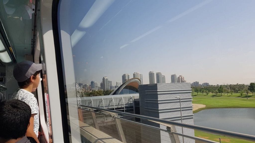 Panoramic views from the Dubai Metro