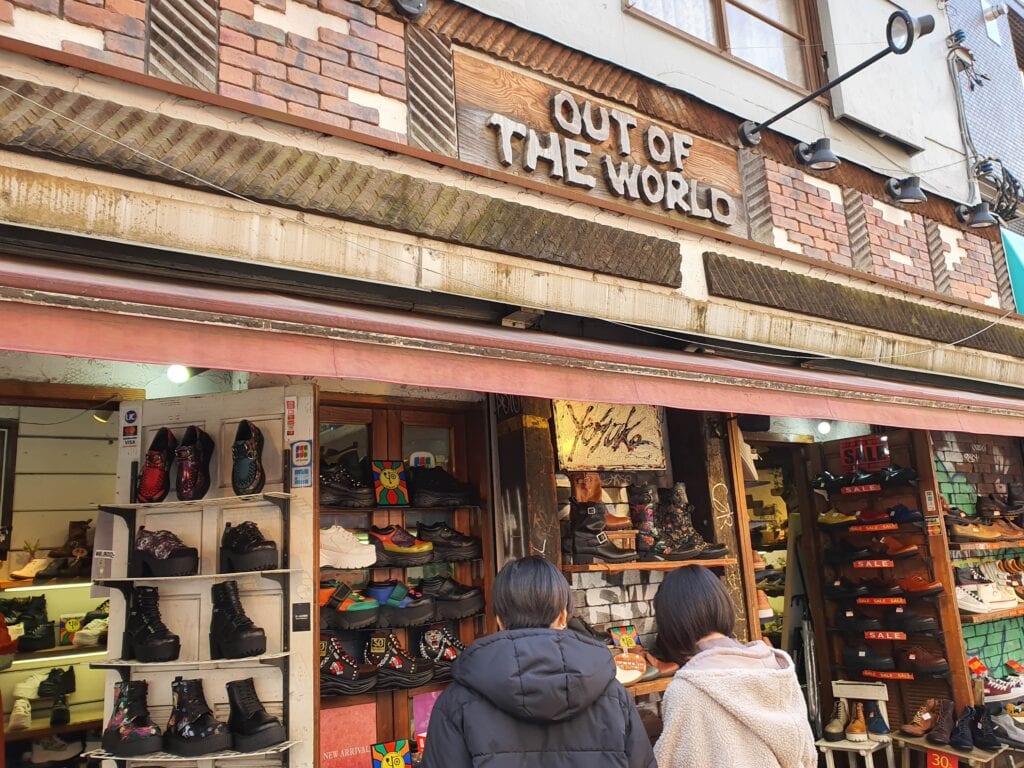 Takeshita Street shibuya & Harajuku guided tour in Tokyo